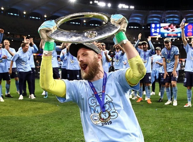 VÍDEO: Quem é Redmayne, o goleiro bailarino que colocou a Austrália na Copa do Catar