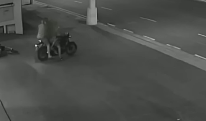 VÍDEO: Criminosos roubam seis motos de concessionária em dois minutos