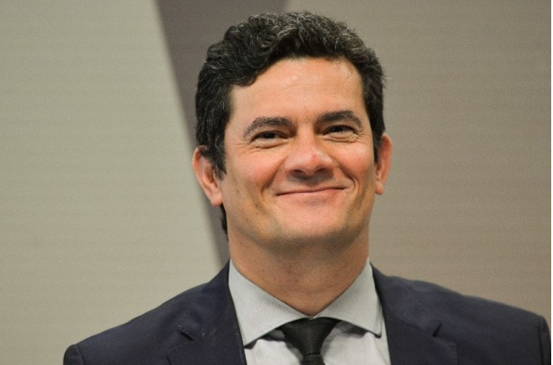 Moro se voluntaria para sabatinar Lula no JN: “Tenho experiência”