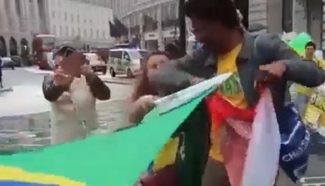 VÍDEO: Apoiador de Lula bate em mulher que participava de movimento pró-Bolsonaro em Londres