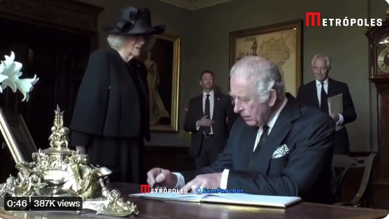 VÍDEO: Rei Charles se irrita com caneta e viraliza: 'Eu odeio isso!'