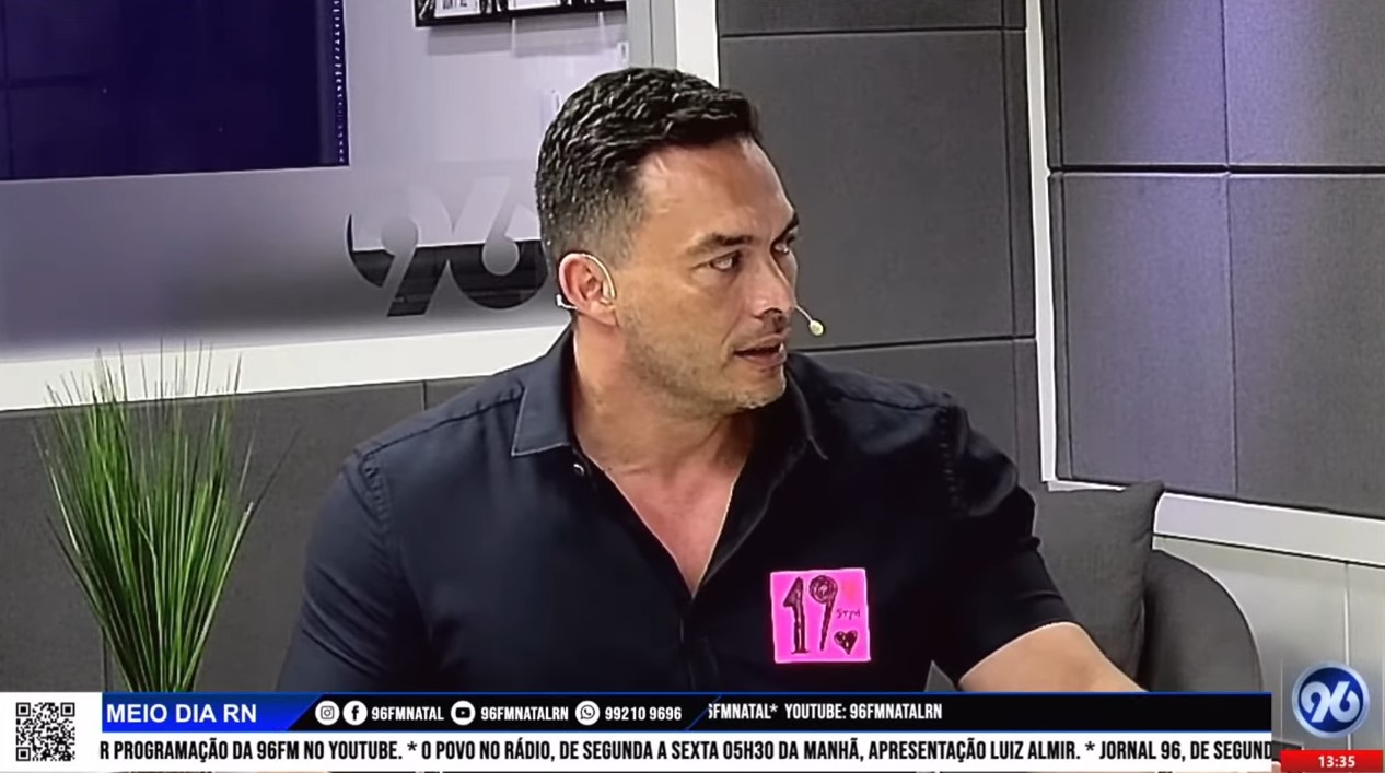 VÍDEO: Styvenson surpreende e anuncia voto nulo para presidente da República