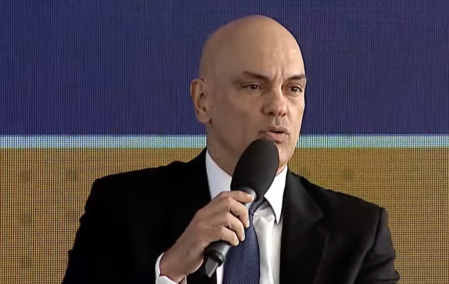 Moraes vota contra direito à prisão especial para quem tem curso superior