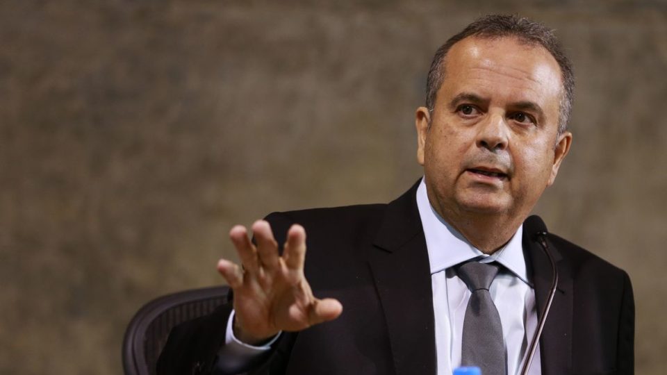 Rogério Marinho repudia invasões em Brasília: "A democracia não admite a depredação e a barbárie"