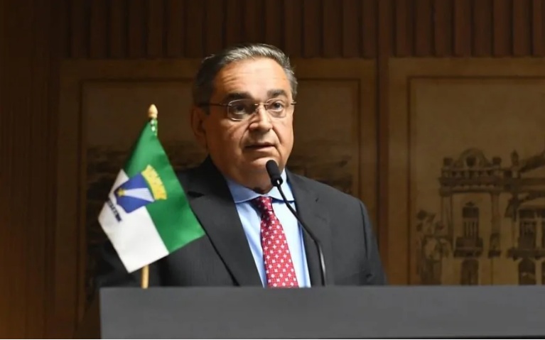 Álvaro Dias afirma que será candidato ao Governo do RN ou ao Senado em 2026 com apoio de Rogério Marinho
