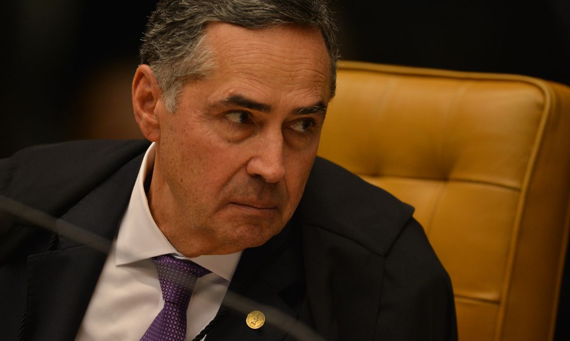 Senador do RN pede impeachment de ministro do STF por amizade com advogado de Lula