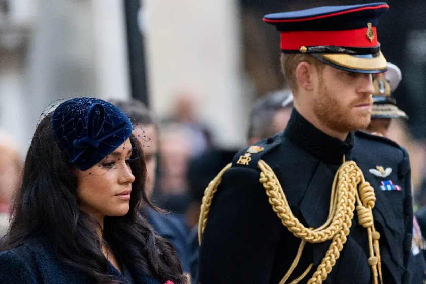 Despejados pelo rei, Harry e Meghan são convidados para coroação