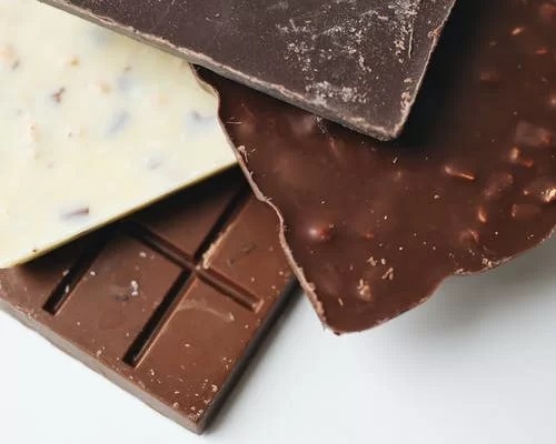 Estudo acha metais pesados e tóxicos em chocolates de marcas famosas