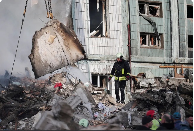 17 morrem no maior ataque da Rússia à Ucrânia em 1 mês