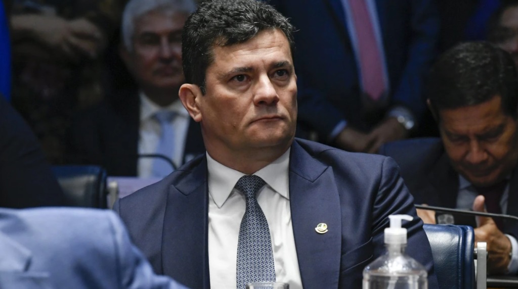 Moro culpa Lula e PT por cassação de Deltan e diz que TSE leva insegurança ao Congresso