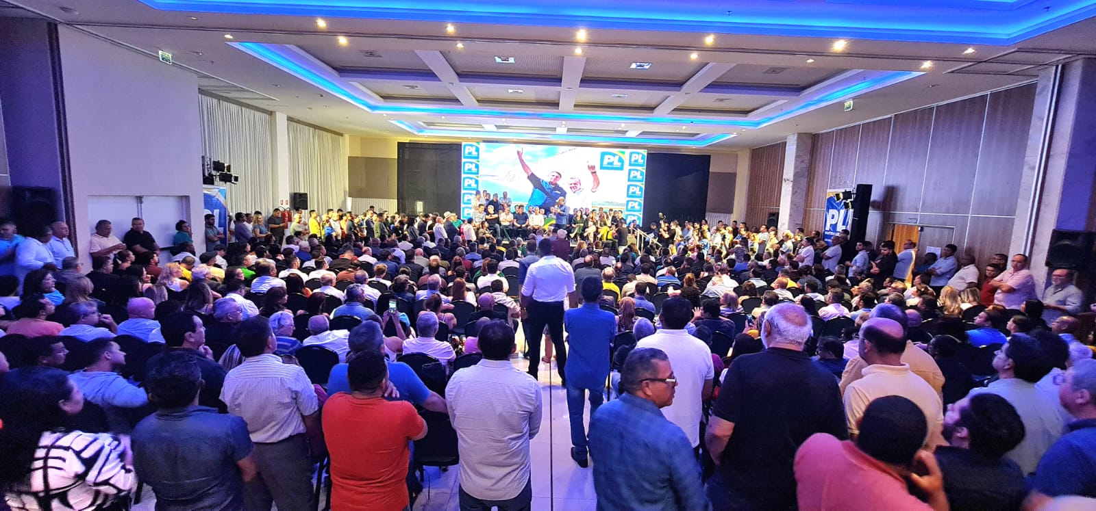 Rogério Marinho assume presidência do PL em evento com presença de lideranças políticas de mais de 100 municípios