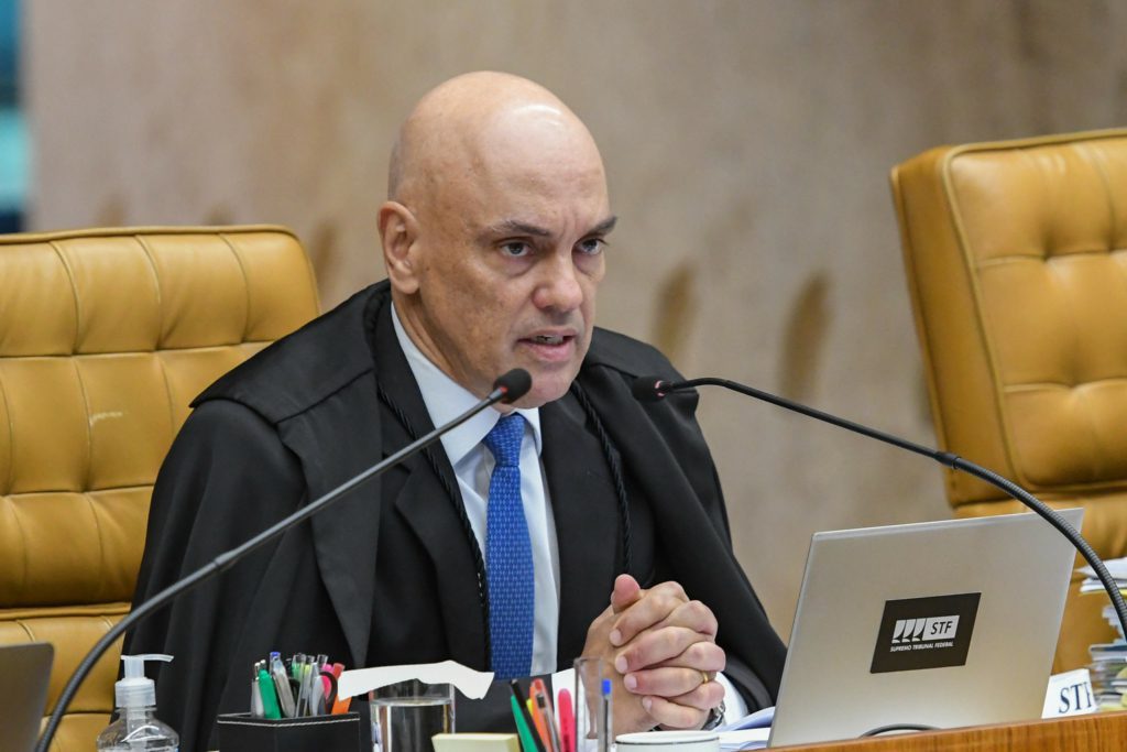 Com voto de Moraes, STF forma 4 a 0 para descriminalizar maconha para uso pessoal