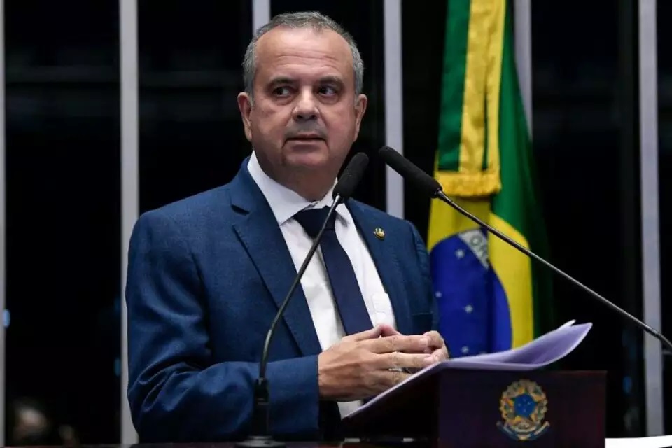 Rogério Marinho marca coletiva para esclarecer questões do plebiscito sobre o aborto