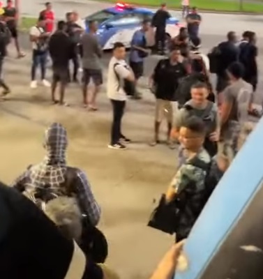 [VÍDEO] Homem-Aranha se revolta sem ônibus e vira meme: “Sem volta para casa”