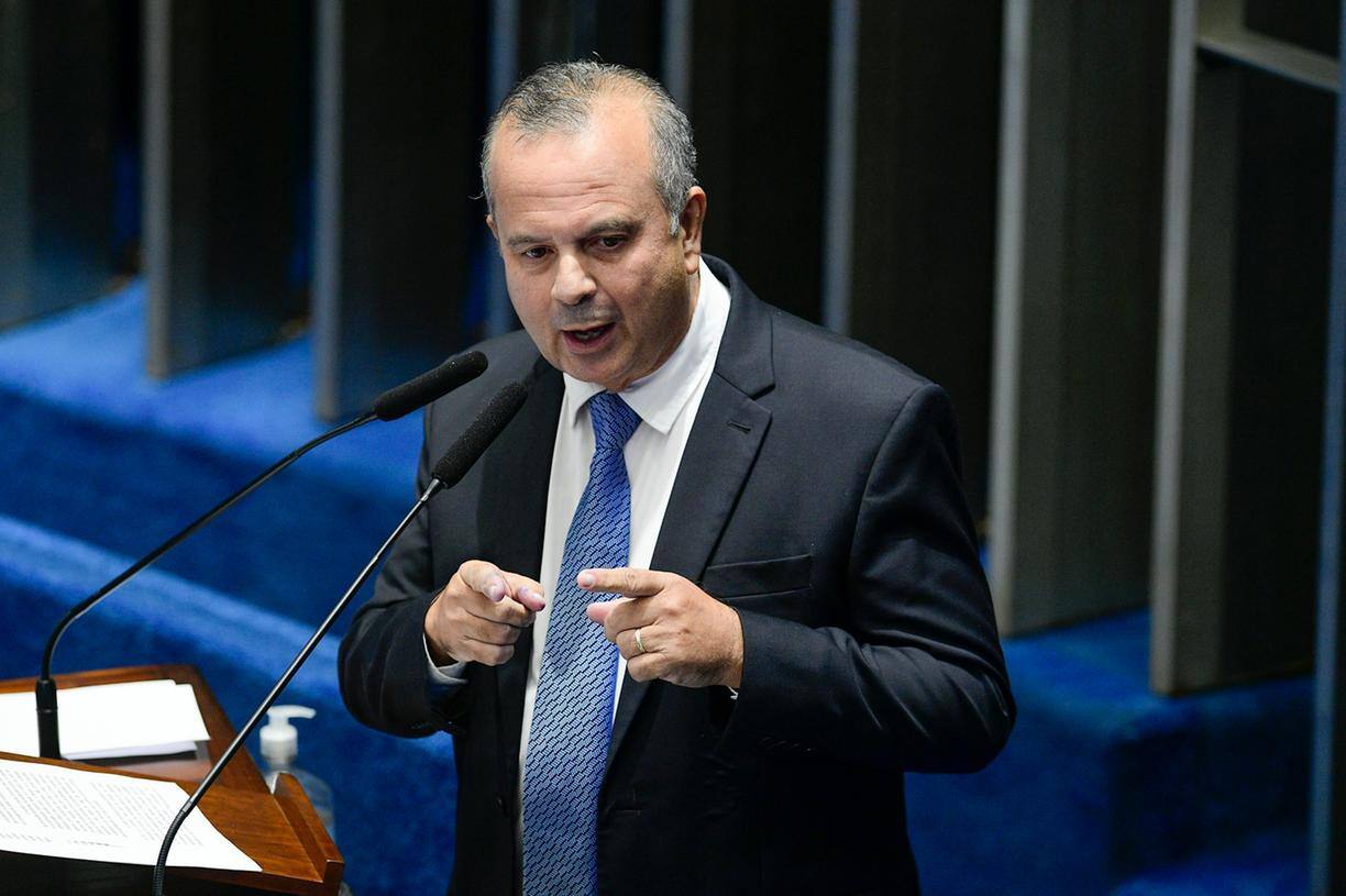 Rogério Marinho questiona no TCU pagamentos de diárias e passagens à "dama do tráfico" por Ministério
