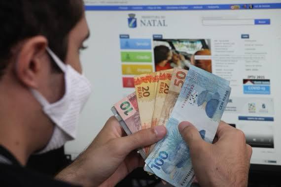 Prefeitura de Natal paga 100% décimo para o funcionalismo nesta segunda-feira (18)