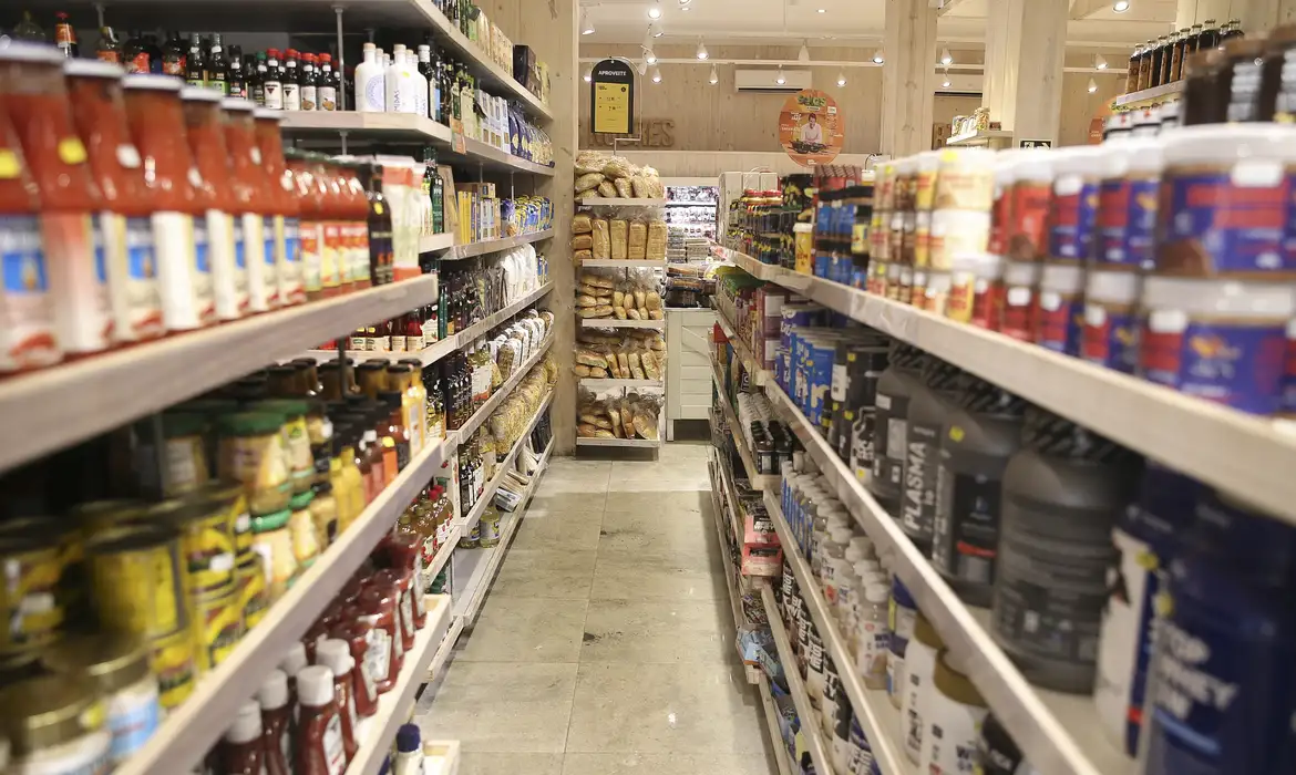 9 erros que você comete ao fazer as compras no supermercado