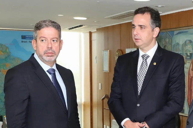 Reação de Pacheco e silêncio de Lira frustram oposição após operações