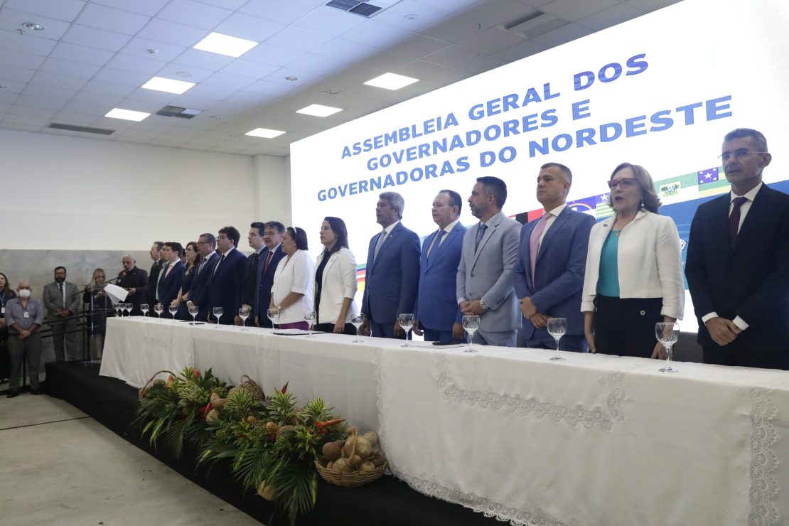 Fátima Bezerra toma posse como presidente do Consórcio Nordeste